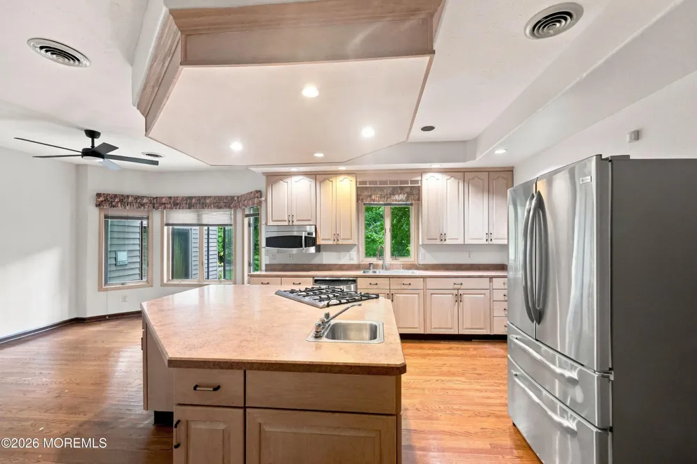 1180 Cynthia Lane Toms River, NJ 08755