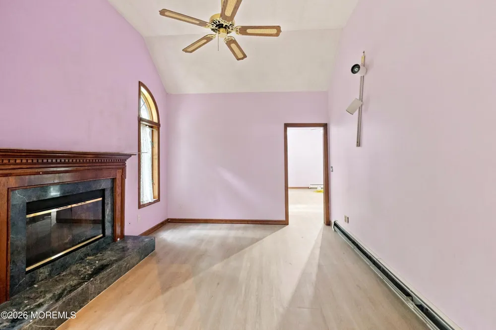 1180 Cynthia Lane Toms River, NJ 08755