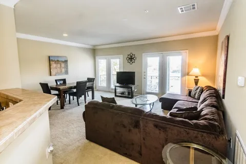 2400 Mccue Road #332