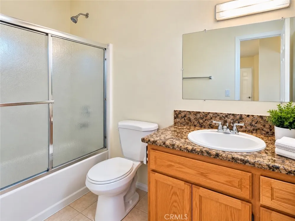 2319 Shore Isle Thermal, CA 92274