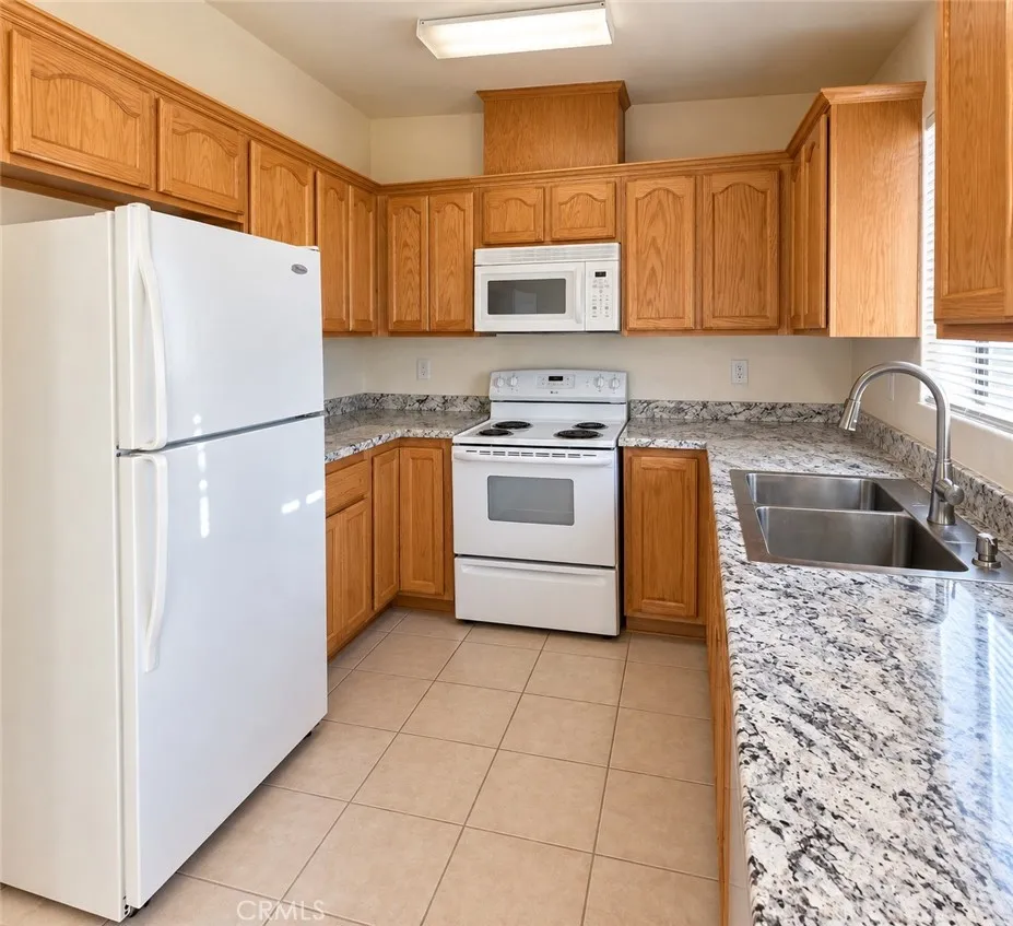 2319 Shore Isle Thermal, CA 92274