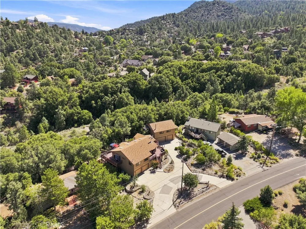 2032 Zermatt Pine Mountain Club, CA 93222