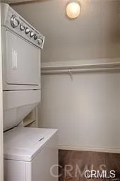 94 Lakepines Irvine, CA 92620