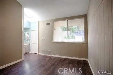 94 Lakepines Irvine, CA 92620