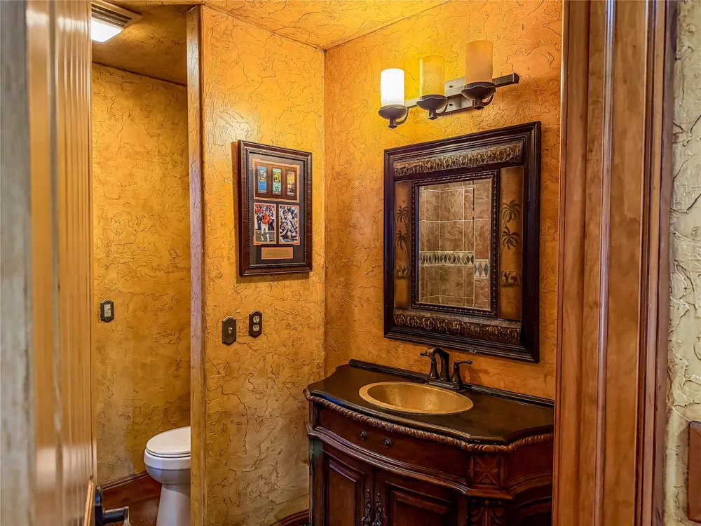 6180 E 560 Locust Grove, OK 74352