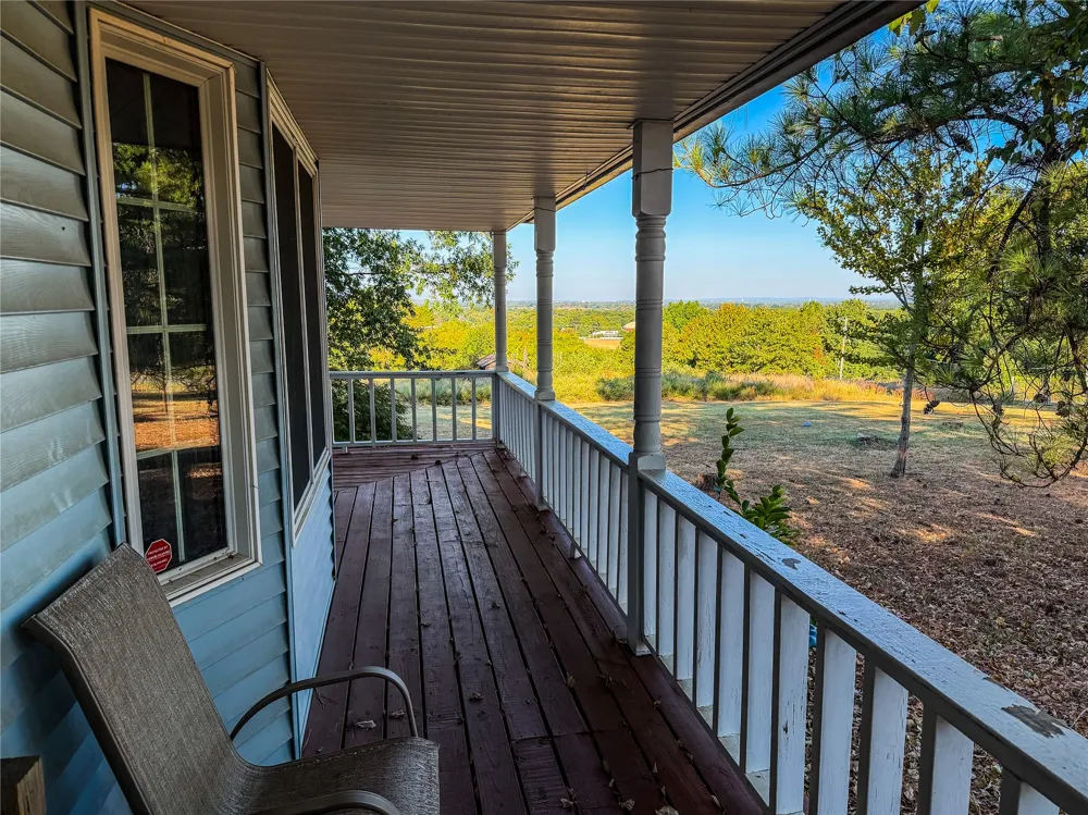 6180 E 560 Locust Grove, OK 74352