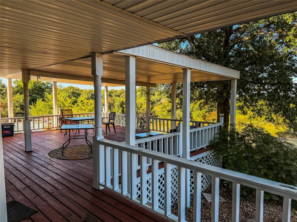 6180 E 560 Locust Grove, OK 74352