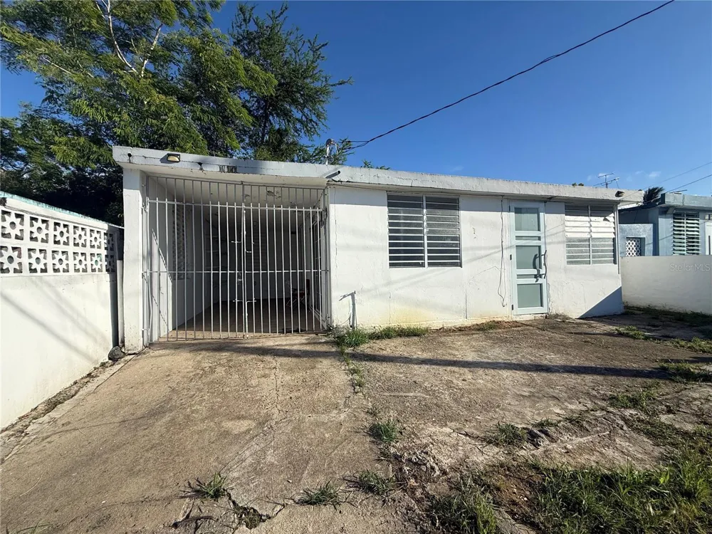 LL-18 JARDINES DE PALMAREJO Canovanas, PR 00729