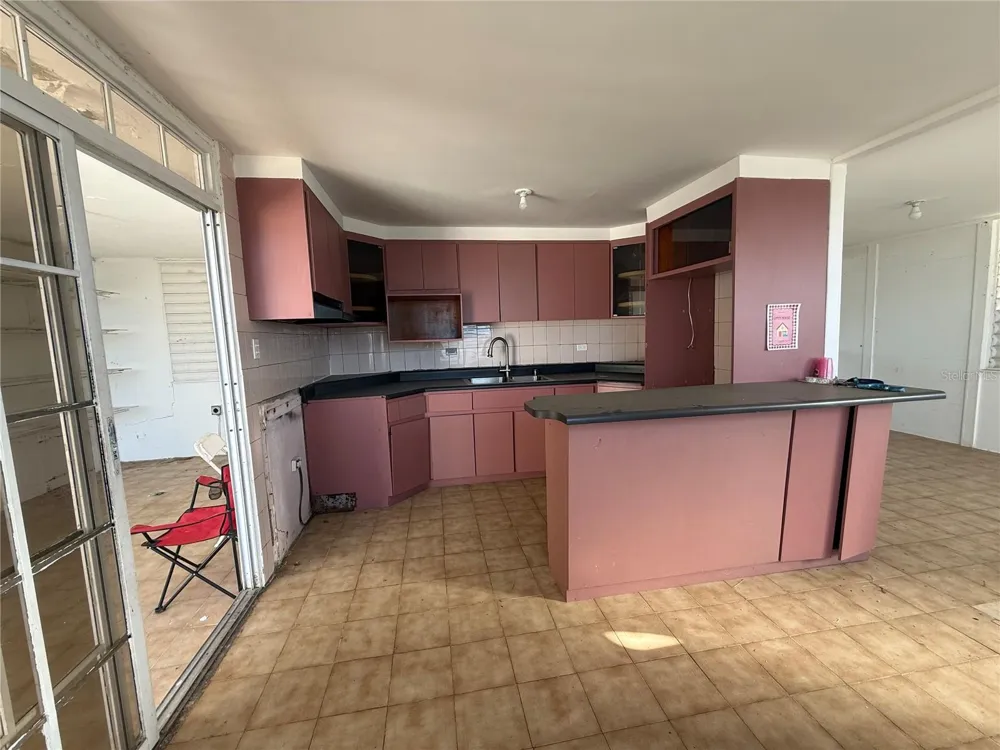 LL-18 JARDINES DE PALMAREJO Canovanas, PR 00729