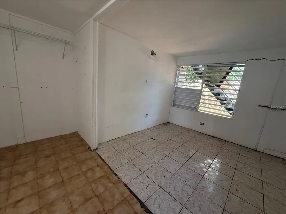 LL-18 JARDINES DE PALMAREJO Canovanas, PR 00729