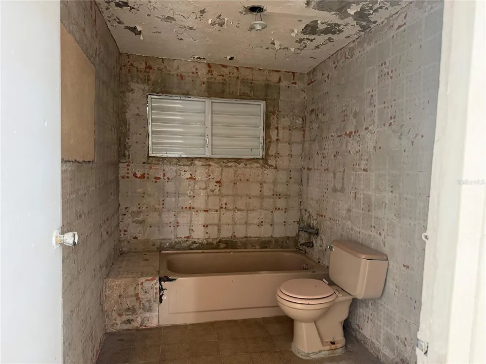 LL-18 JARDINES DE PALMAREJO Canovanas, PR 00729