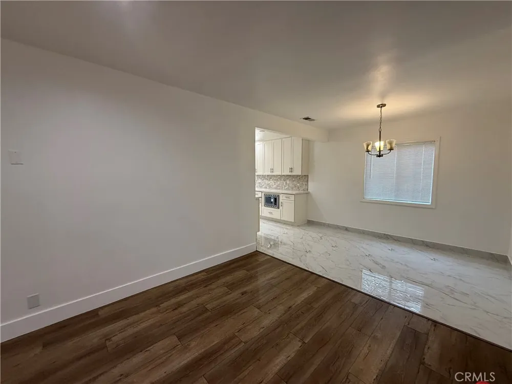 17845 Victory Blvd. Reseda, CA 91335