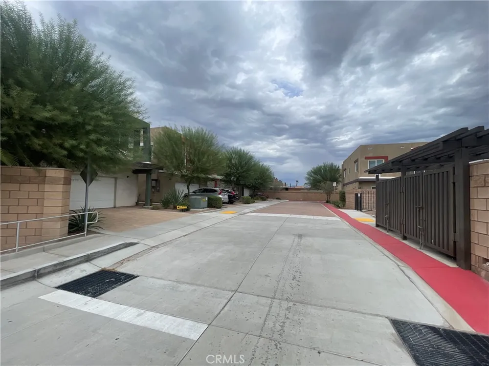 68980 Via Eytel #5 Cathedral City, CA 92234