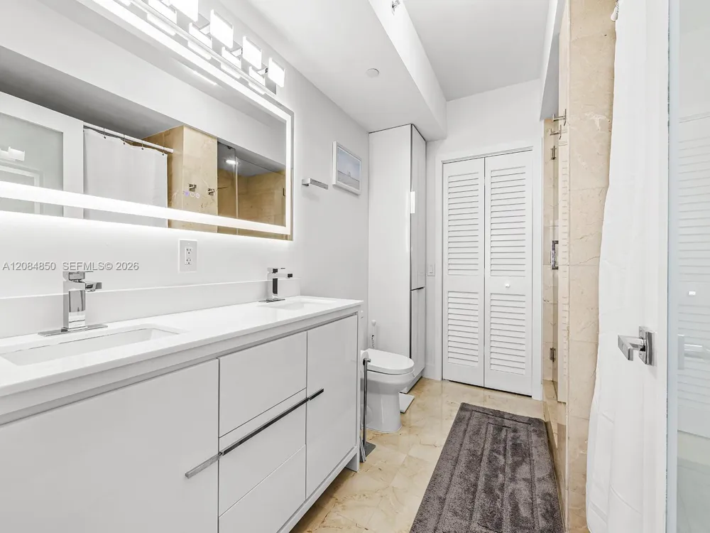 6365 Collins Ave #1911 Miami Beach, FL 33141