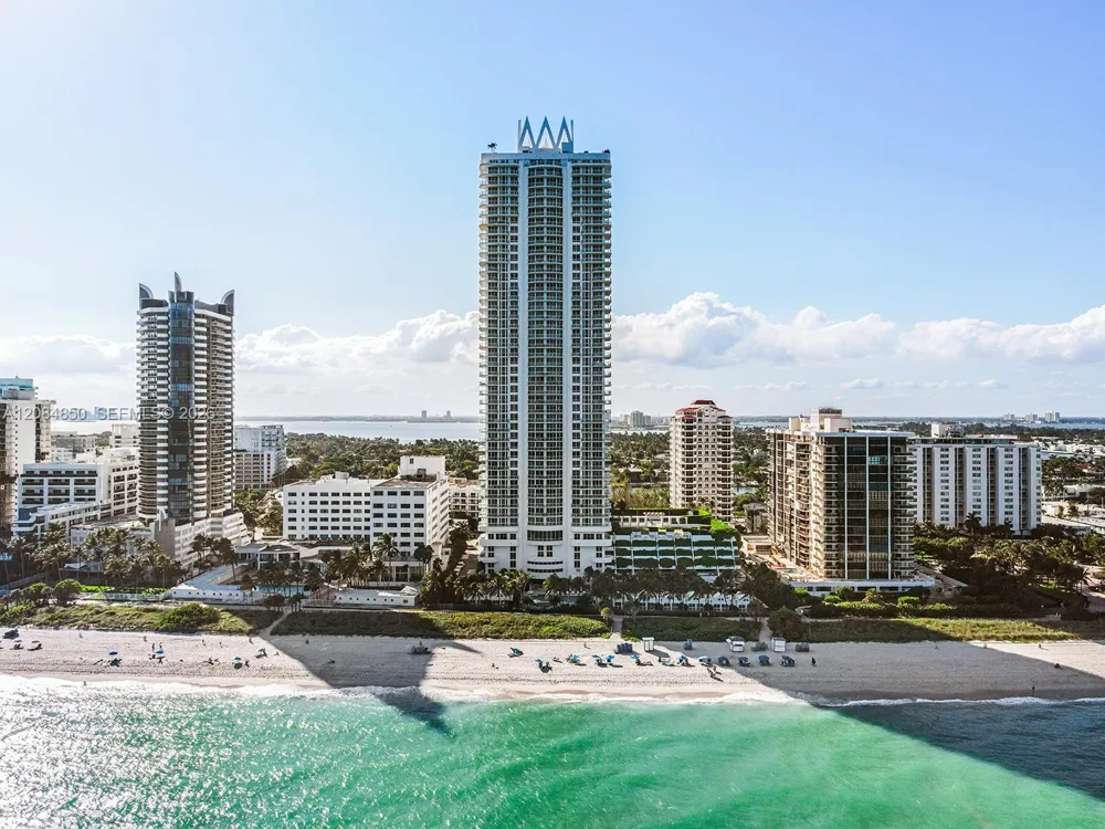 6365 Collins Ave #1911 Miami Beach, FL 33141