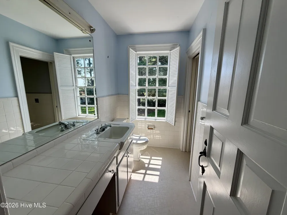 27668 Carolina 125 Scotland Neck, NC 27874