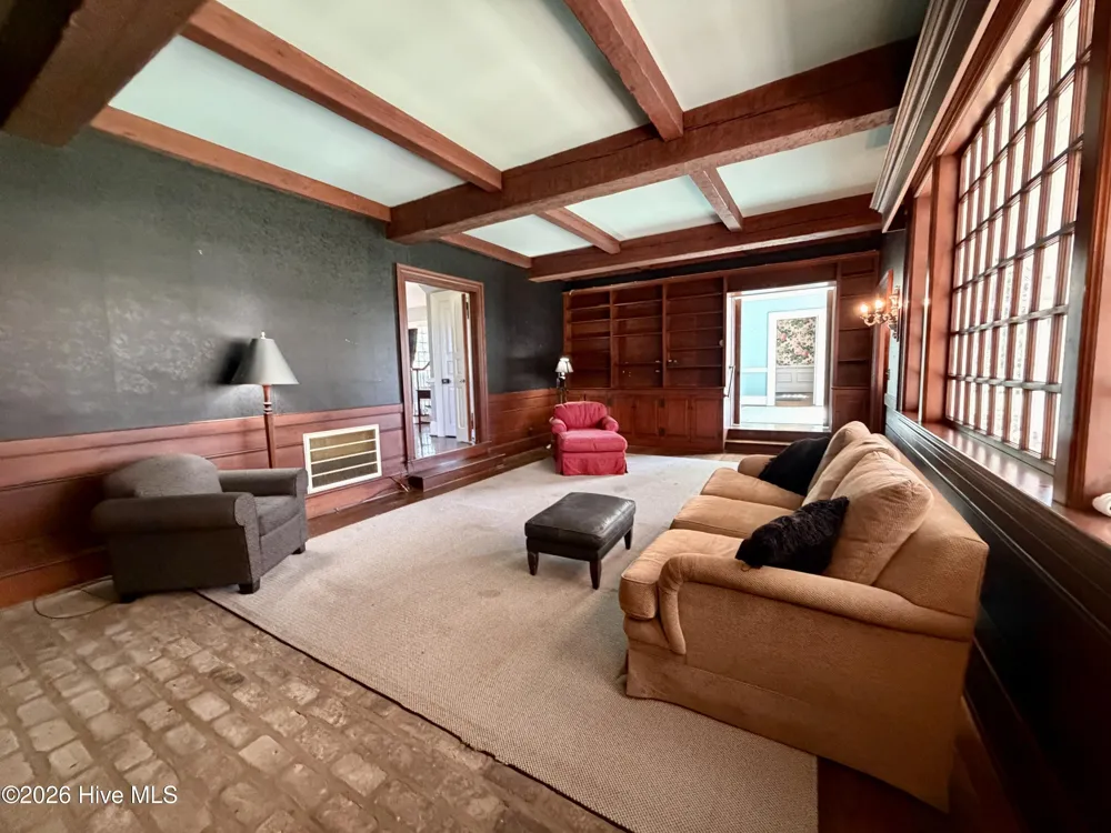 27668 Carolina 125 Scotland Neck, NC 27874