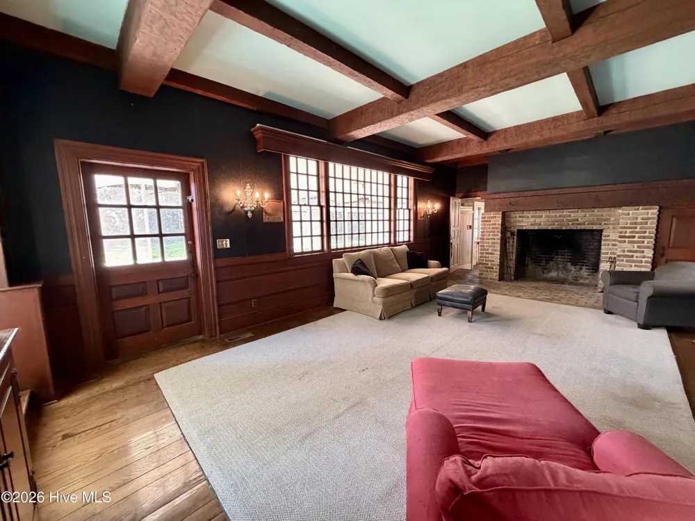 27668 Carolina 125 Scotland Neck, NC 27874