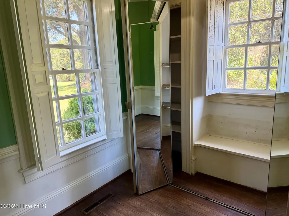 27668 Carolina 125 Scotland Neck, NC 27874