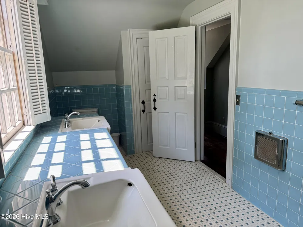 27668 Carolina 125 Scotland Neck, NC 27874