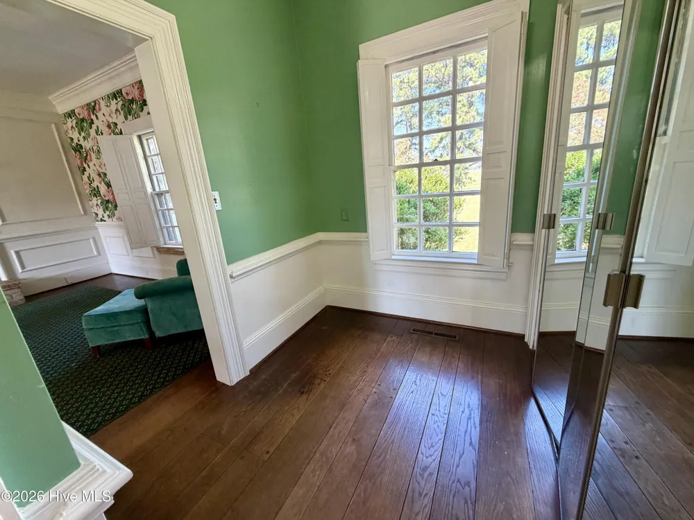 27668 Carolina 125 Scotland Neck, NC 27874