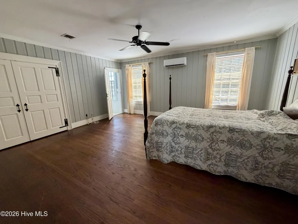 27668 Carolina 125 Scotland Neck, NC 27874