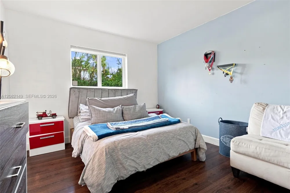 1103 Washington St Hollywood, FL 33019