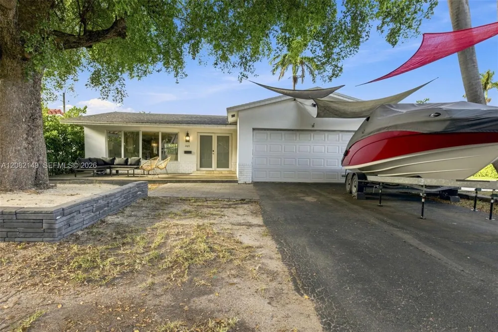 1103 Washington St Hollywood, FL 33019