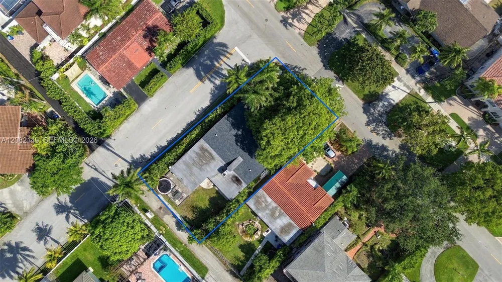 1103 Washington St Hollywood, FL 33019
