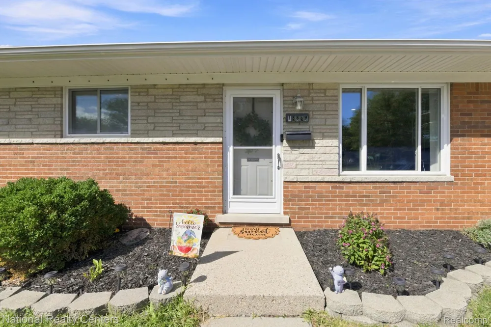 18335 E 13 Mile Road Fraser City, MI 48026