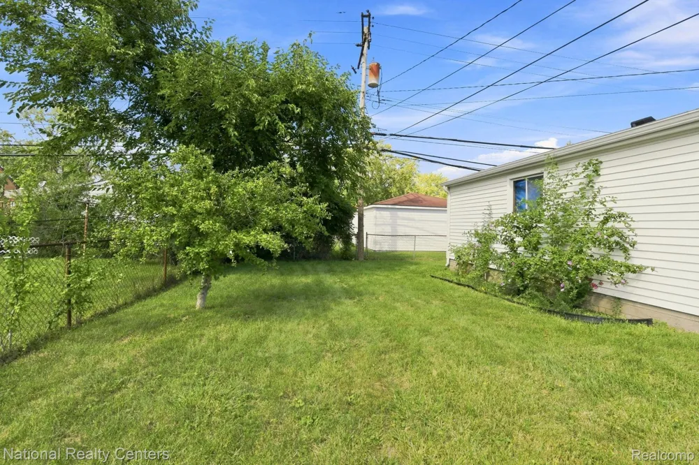 18335 E 13 Mile Road Fraser City, MI 48026