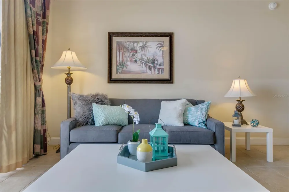 13427 BLUE HERON BEACH DRIVE #1402 Orlando, FL 32821
