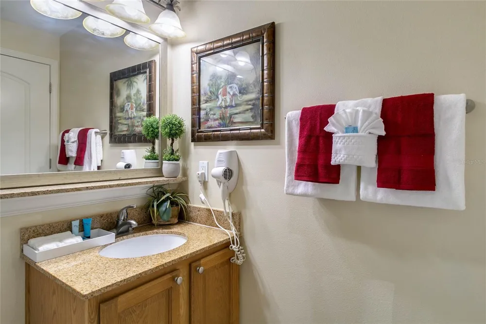 13427 BLUE HERON BEACH DRIVE #1402 Orlando, FL 32821