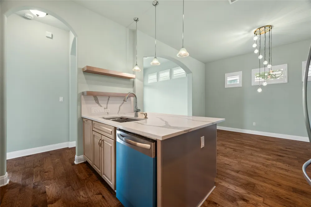 214 Darwins Way Lakeway, TX 78734