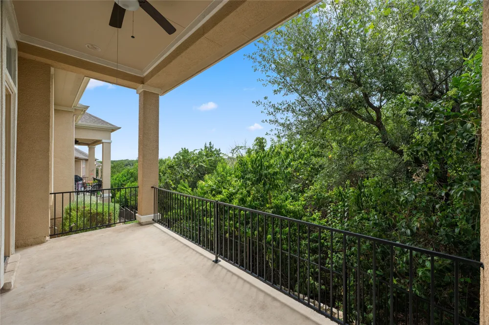 214 Darwins Way Lakeway, TX 78734
