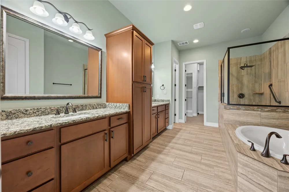 214 Darwins Way Lakeway, TX 78734