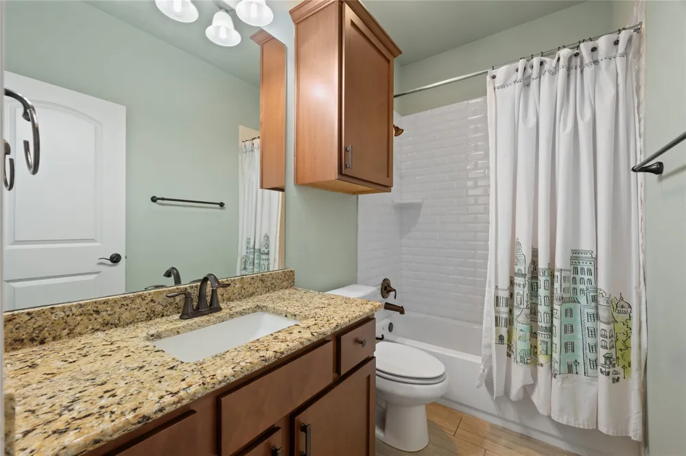 214 Darwins Way Lakeway, TX 78734