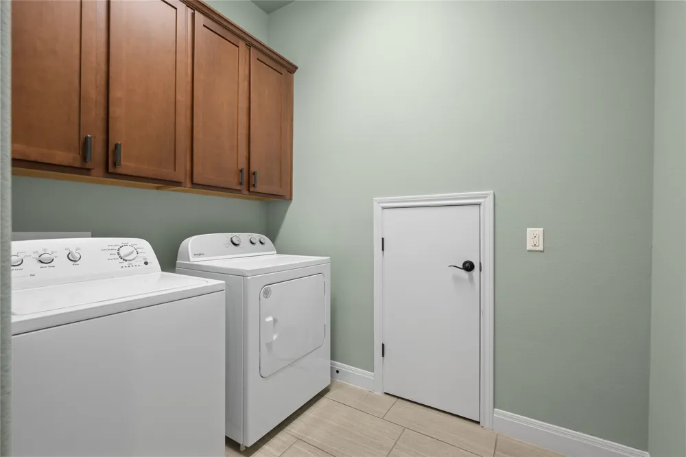 214 Darwins Way Lakeway, TX 78734