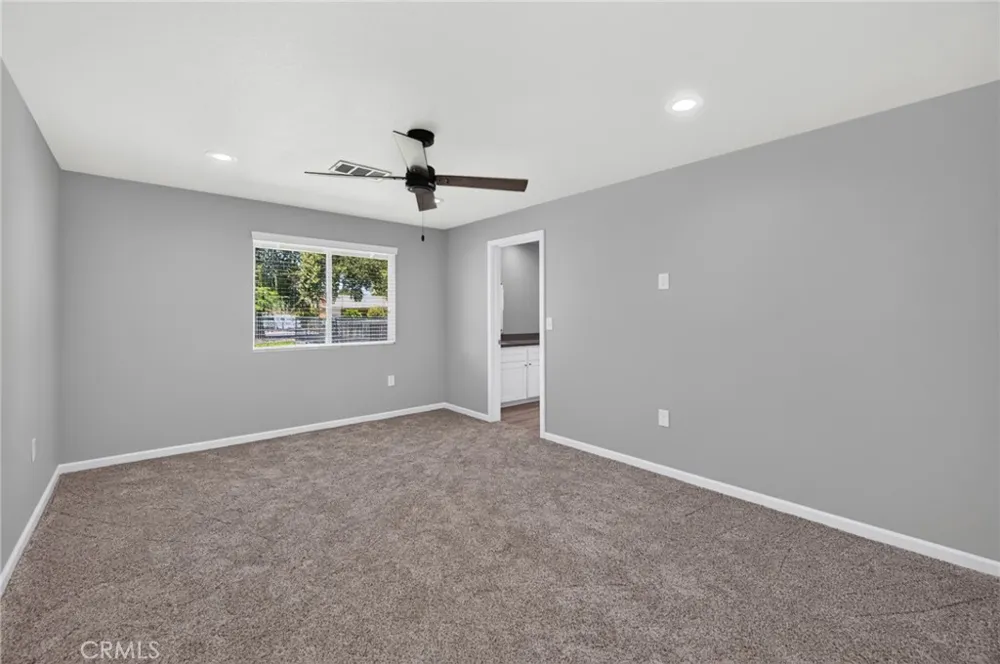 4832 Fruit Fresno, CA 93705
