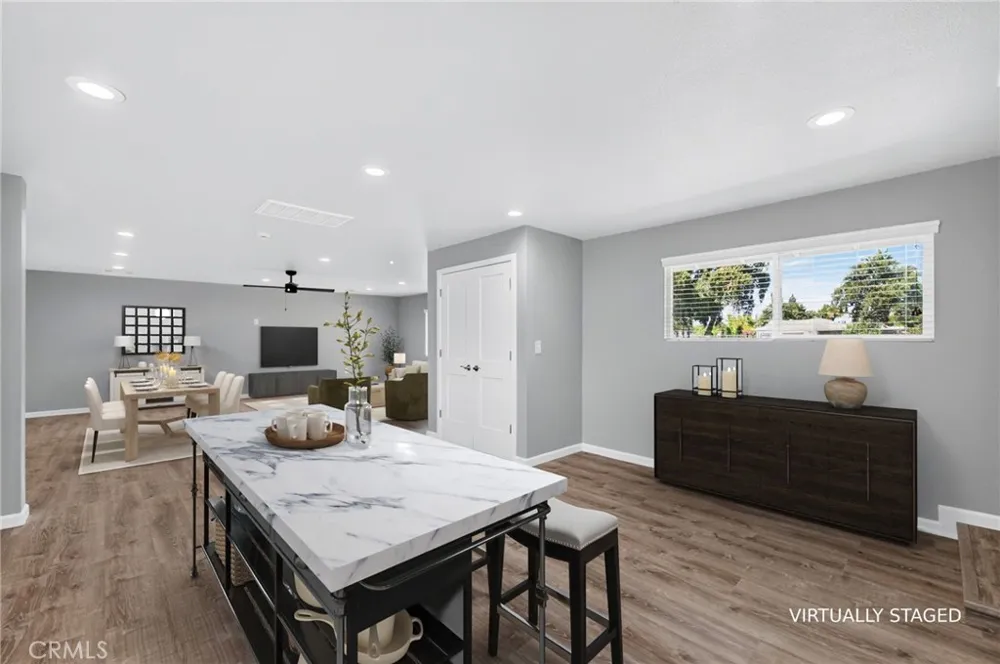 4832 Fruit Fresno, CA 93705
