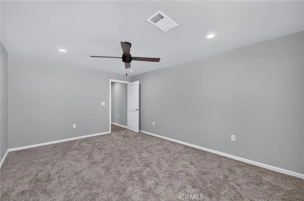 4832 Fruit Fresno, CA 93705