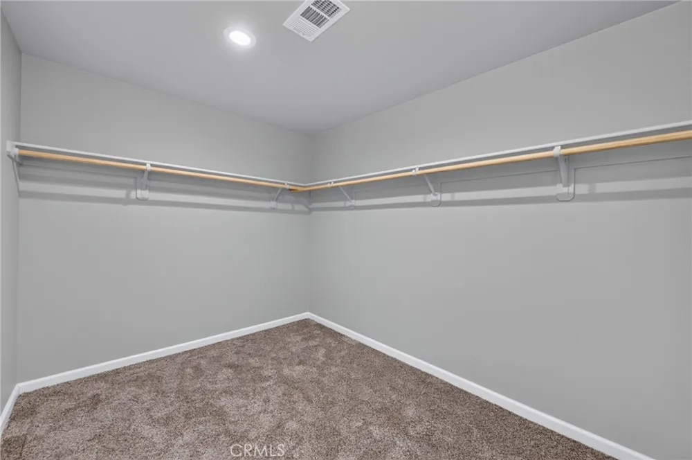 4832 Fruit Fresno, CA 93705