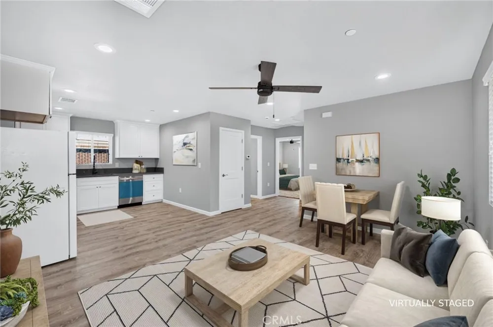 4832 Fruit Fresno, CA 93705