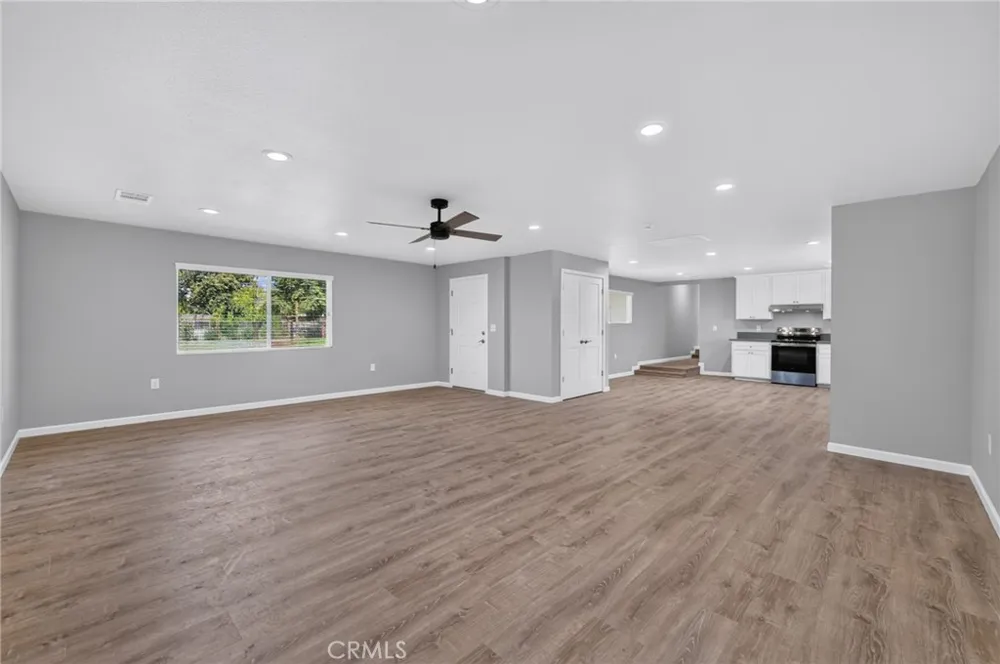 4832 Fruit Fresno, CA 93705