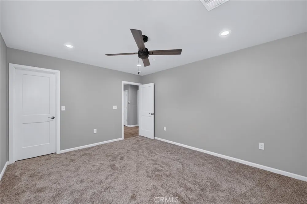 4832 Fruit Fresno, CA 93705