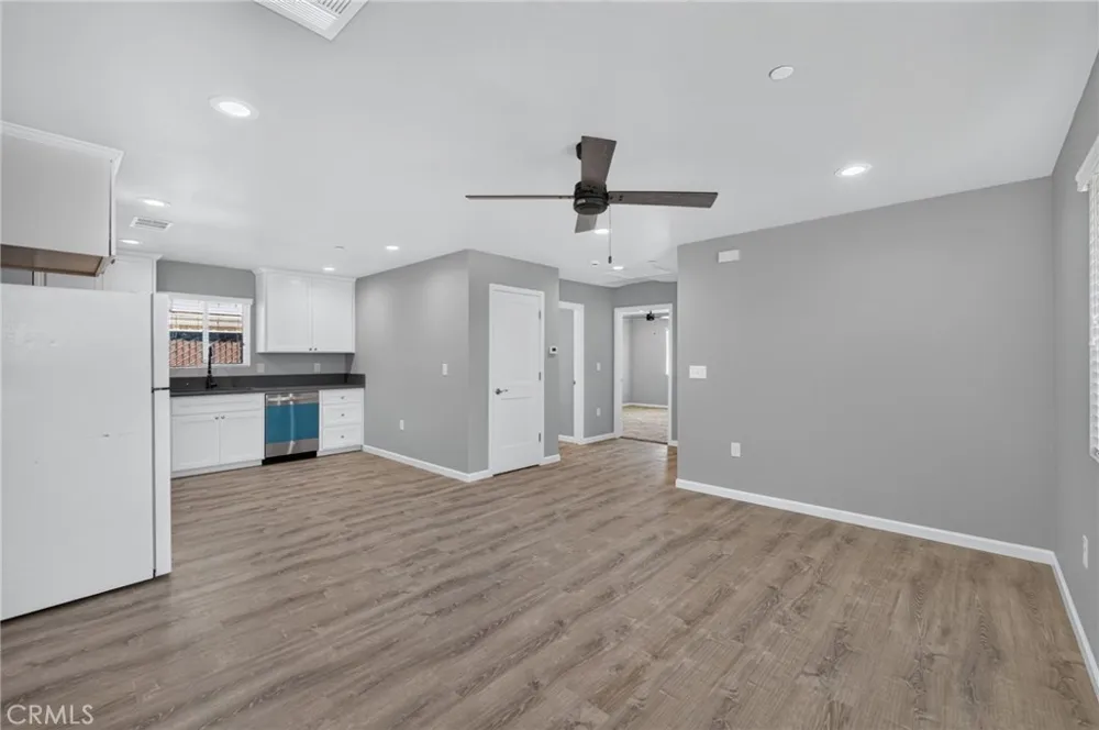 4832 Fruit Fresno, CA 93705