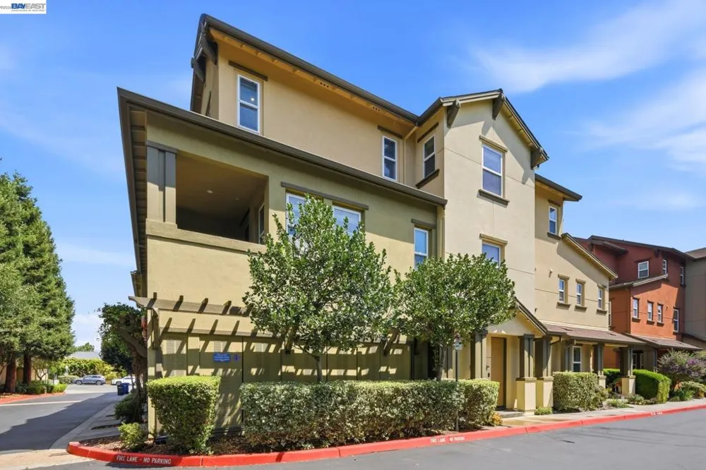 25429 Huntwood Ave Hayward, CA 94544