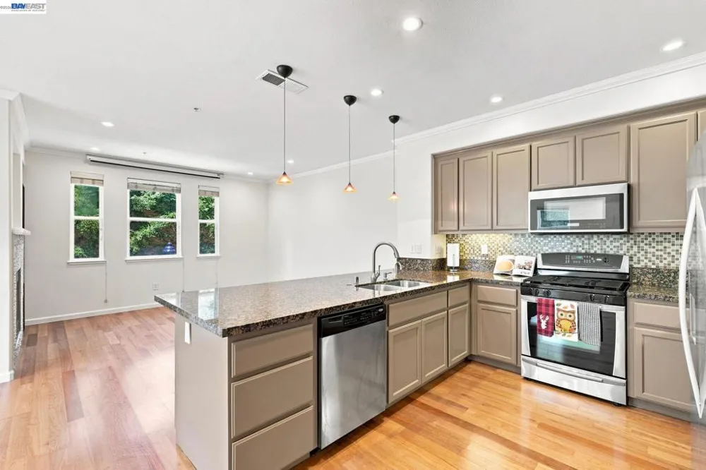 25429 Huntwood Ave Hayward, CA 94544