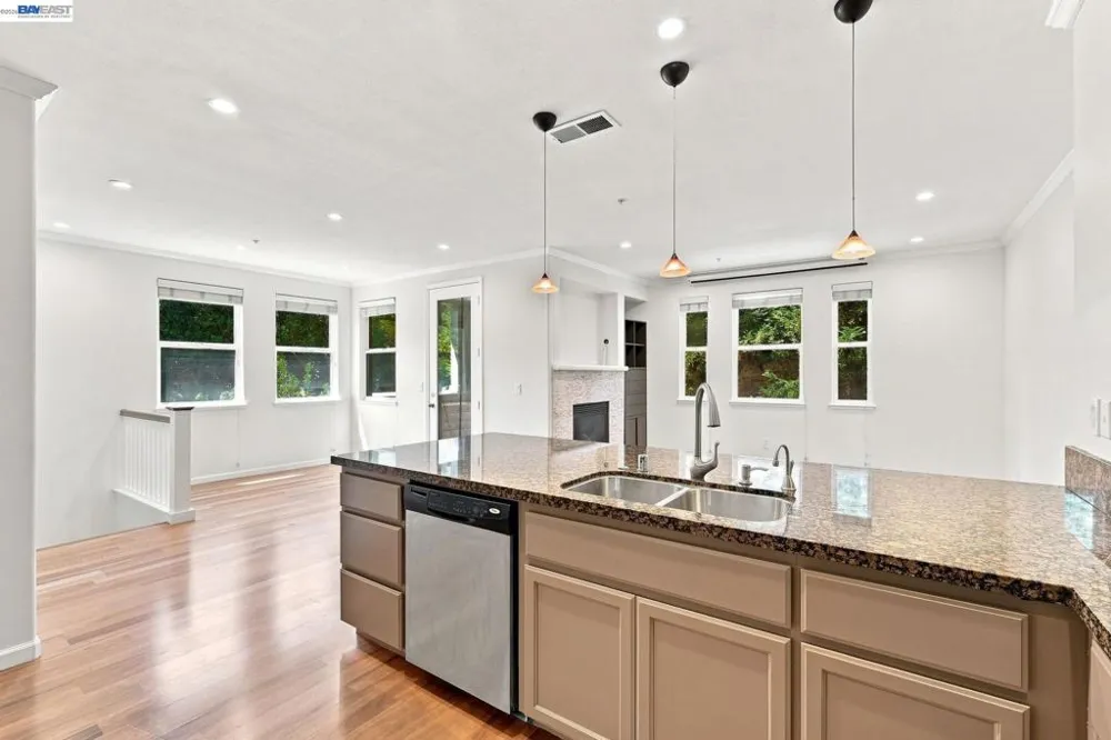 25429 Huntwood Ave Hayward, CA 94544
