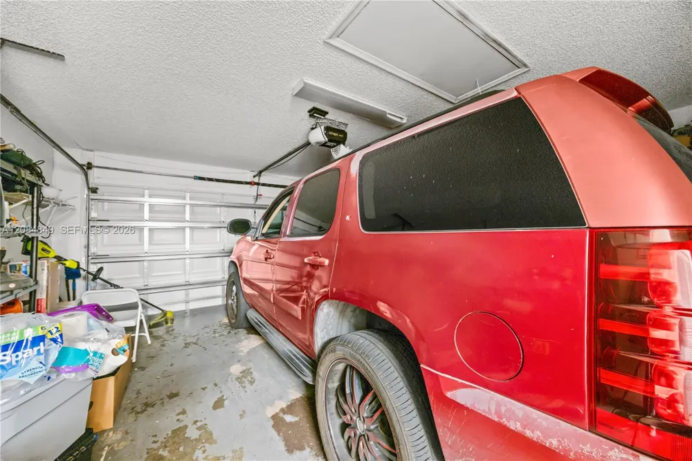 1065 W Fairfax Cir W Boynton Beach, FL 33436